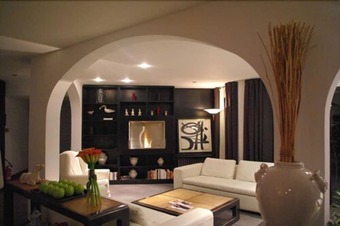 Hotel Du C�t� Des Olivades