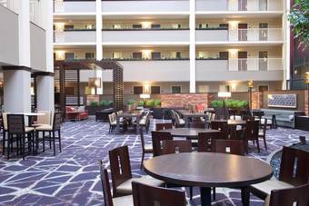 Hotel Embassy Suites Philadelphia - Airport