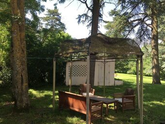 Hotel Gite Le Jardin Des Cedres