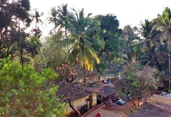 Hotel Center Point Residency