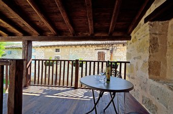 Hotel Traditional Stone House