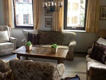 Hostal Zur Alten Br�cke