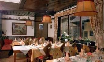 Hostal Landgasthof R�hrberger Hof
