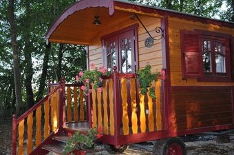 Roulotte Et G�te Chambres D'h�tes