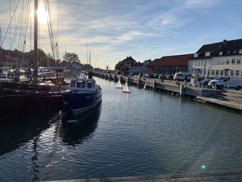 Apartment Garten - Near The Airport