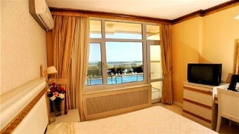 Hotel Pelikan Otel