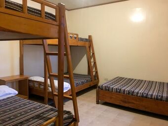 Posada Rusty Nail Inn And Cafe