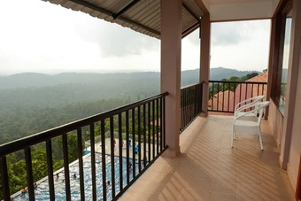 Hotel Coorg Cliffs Resort