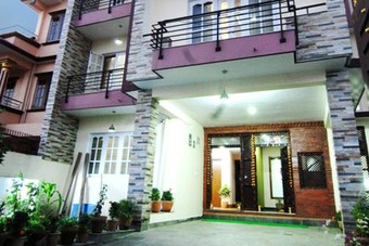 Bed & Breakfast Khushi Homestay