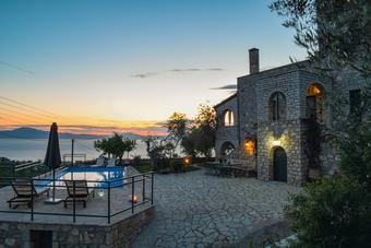 Castle With Pool, Panoramic Seaview, Perfect Location