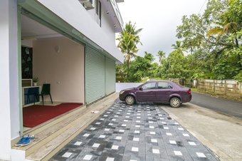 Blue Bell Airport Hotel