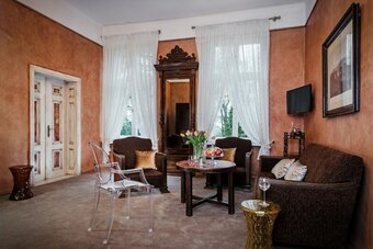 Hotel Dwor Podstolice