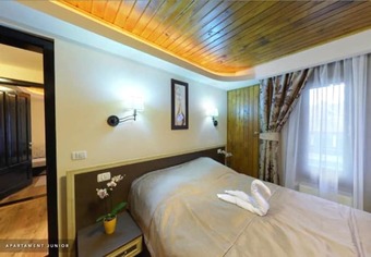 Hotel Hillden Lodge & Restaurant