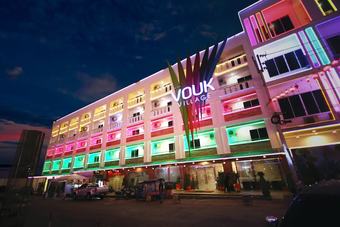 Hotel Vouk Village