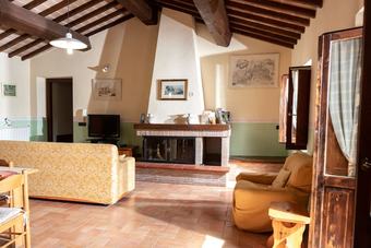 Agroturismo Farm Stay Il Carro Del Colle