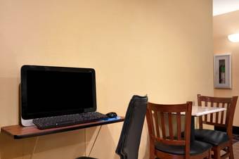 Hotel Super 8 By Wyndham Eddyville/kuttawa