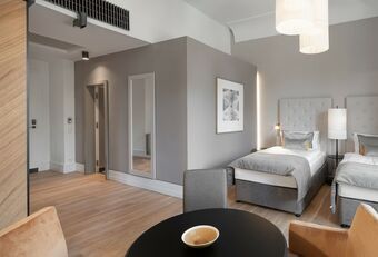 Hotel Chateau Clara Futura