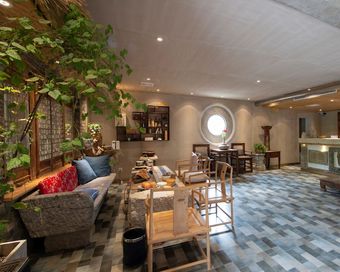 Hotel Lotus Mountain Boutique Inn