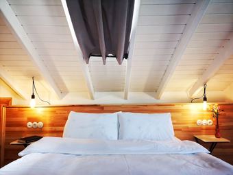 Bed & Breakfast Yonca Lodge