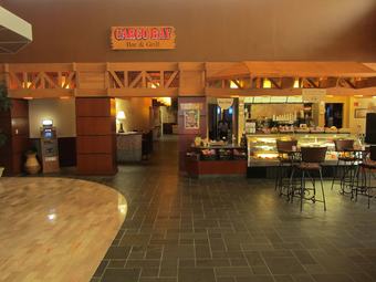 Hotel Allure Resort International Dr