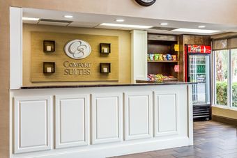 Hotel Comfort Suites