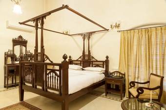 Hotel Welcomheritage Golf View