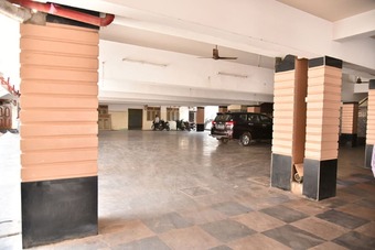 Hotel Bas Regency