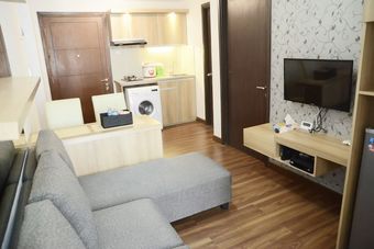 Cozy At Aspen Apartment Near To Mall