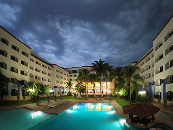 Gran Plaza Hotel & Convention Center