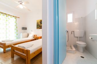 Hotel Theologos Place