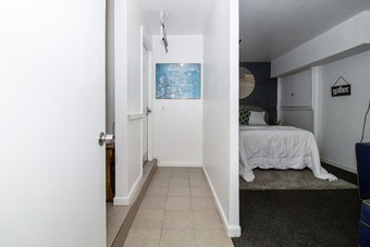 Hotel Racpanos Modern Stay On Forrest Street