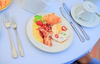 Hotel Village By Sea Cliff