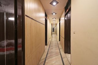 Oyo 15763 Hotel Grand Inn