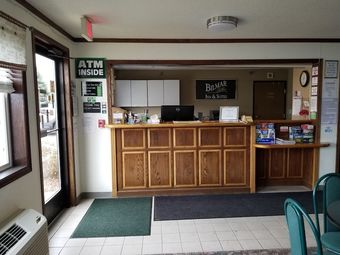 Hotel Bilmar Inn & Suites Dell Rapids