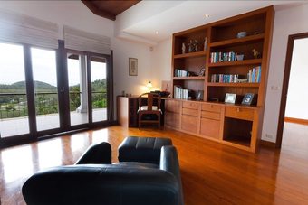 Villa Vichuda Hill By Resava Group