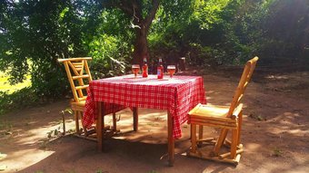 Bed & Breakfast Selous Adili Forest Camp