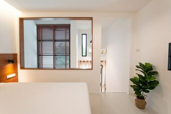 Hotel Barayan Place