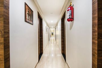 Fabhotel Royal Residency Sama- Savli Rd