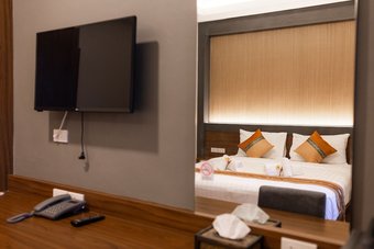 Lima Lanna Hotel