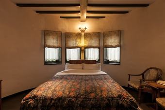 Pension Petit Hotel & Restaurant Old Age