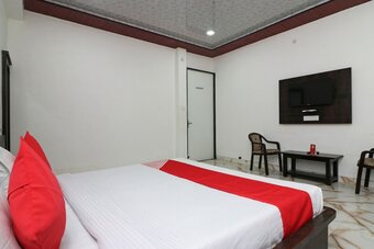 Hotel Oyo 24123 Maha Nandini Resort