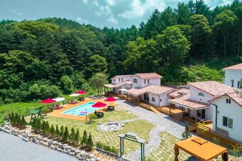 Pension Hyovely House