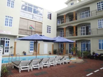 Apartamentos Studio In Pointe Aux Piments, With Pool Access, Balcony And Wifi - 200 M From The Beach