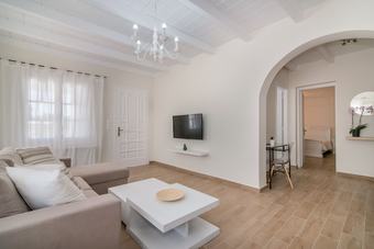 Pno� Villa