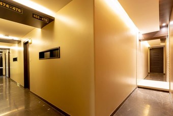 Hotel Colaba Suites