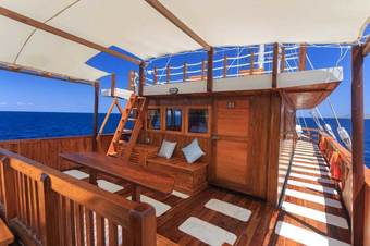 Helena Liveaboard