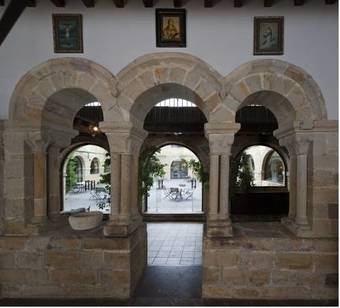 Hotel Parador De Cangas De On�s