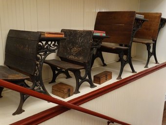 Bed & Breakfast Davie School Inn