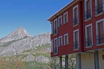 Apartamentos Pico Llerenes