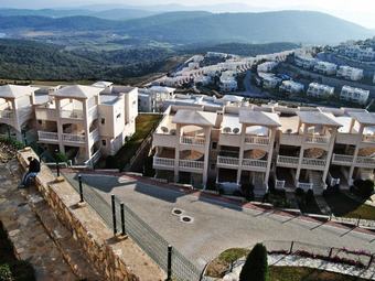 Villa 1 Bedroom Lake View 10 By Likya Global